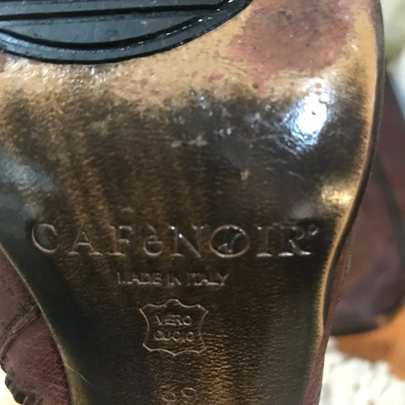 STUDDED and Textured Italian Leather Boots Size 39 - Picture 9 of 11